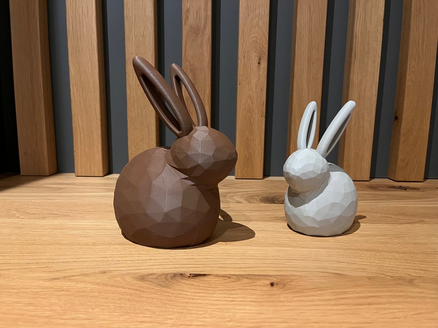 Poly Hoppel | 3D-gedruckter Osterhase, moderne Osterdeko aus nachhaltigem Material