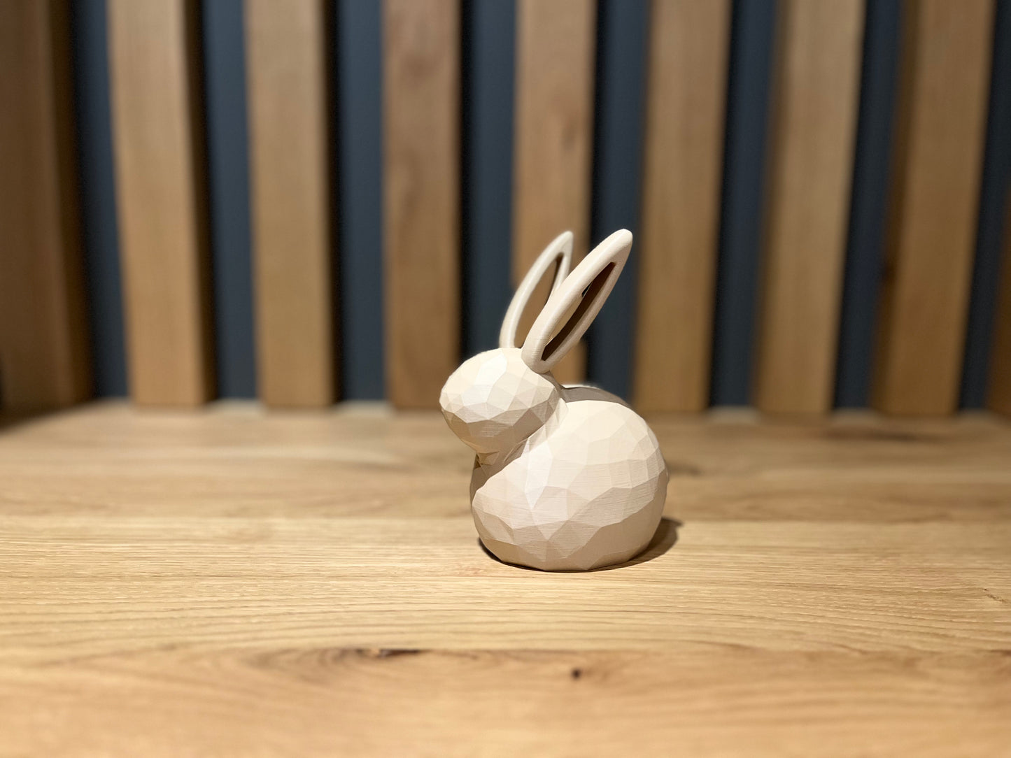 Poly Hoppel | 3D-gedruckter Osterhase, moderne Osterdeko aus nachhaltigem Material