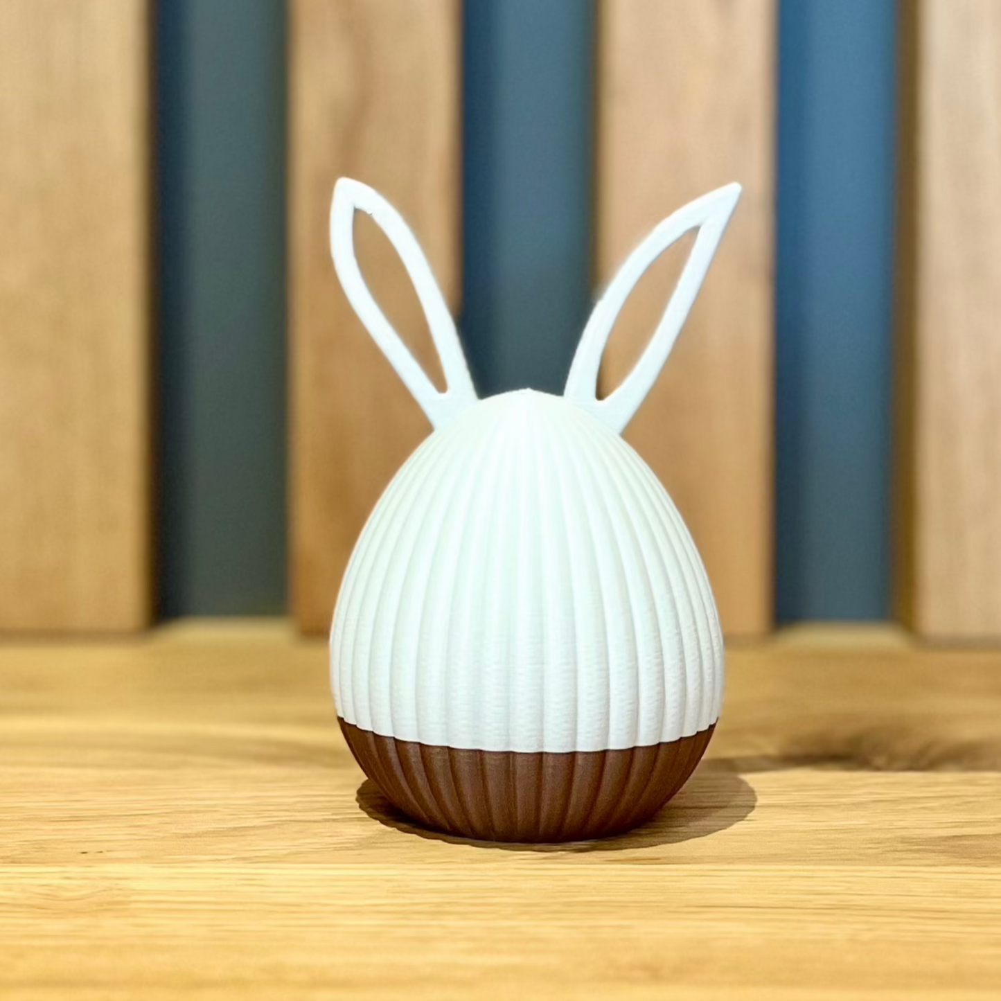 Hoppel Ei | Farbenfrohe 3D-Ostereier im einzigartigen Design mit Hasenohren